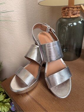 Aerosole silver platform sandals